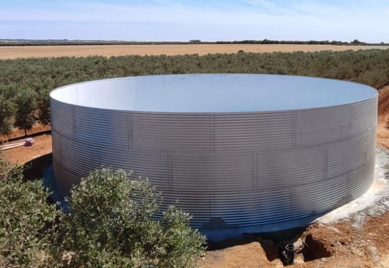 Installation of Water Storage Tank for Irrigation in Jaen, Spain