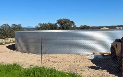 1,000 m³ Water Tank Installation in Villanueva de Córdoba for Iberian Pig Farm